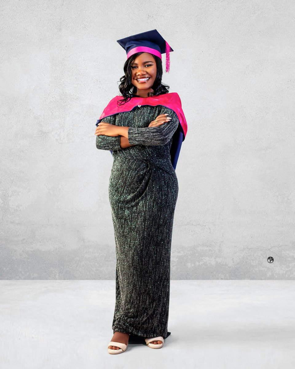 VGbabe17's tweet image. Big Congratulations to Me ❤️
Happy Convocation Day 🎓 (30/01/26)

Re-introducing... 
PETER Nkechi V. aka Empress Vicky 
B.sc Industrial Relations and Personnel Management 

Great OOU

#graduate #convocation #creatorlife