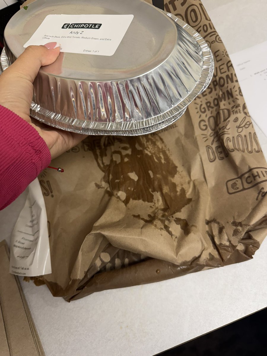 SushiTheCursed's tweet photo. @ChipotleTweets A+ packing. https://t.co/62N3jseHTT