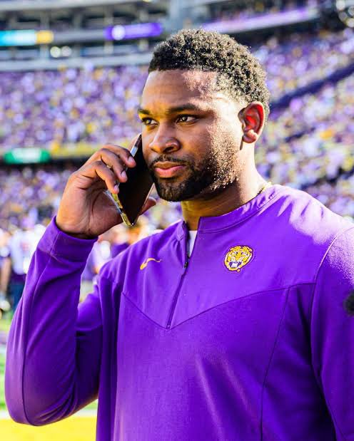 #BREAKING: LSU to name JR Belton as an assistant general manager, per <a href="/mzenitz/">Matt Zenitz</a>