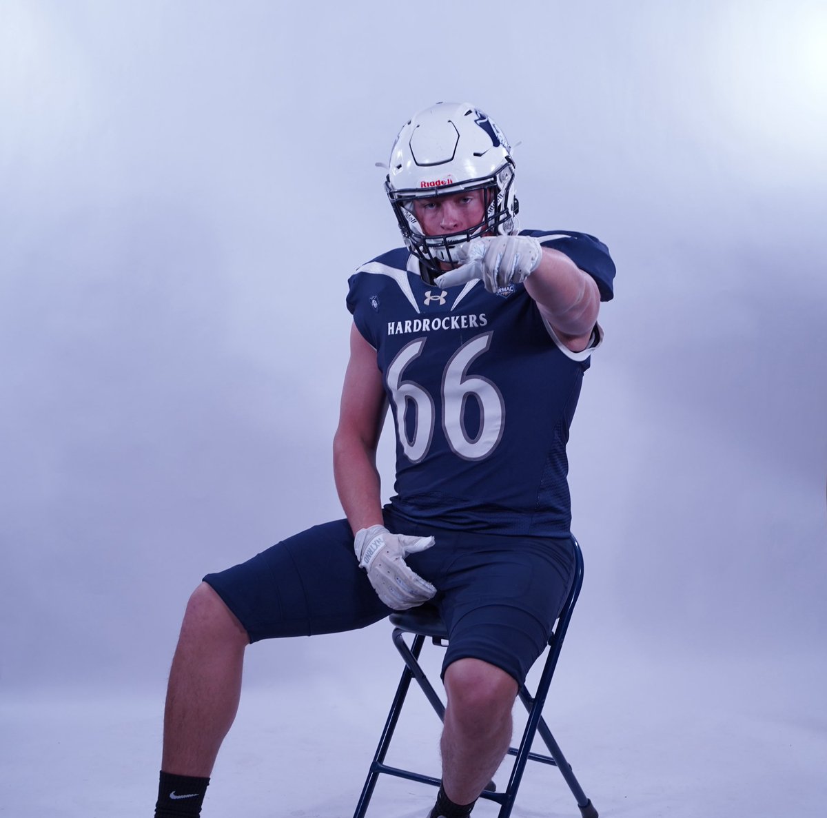 TRAVIS LARSON tweet media