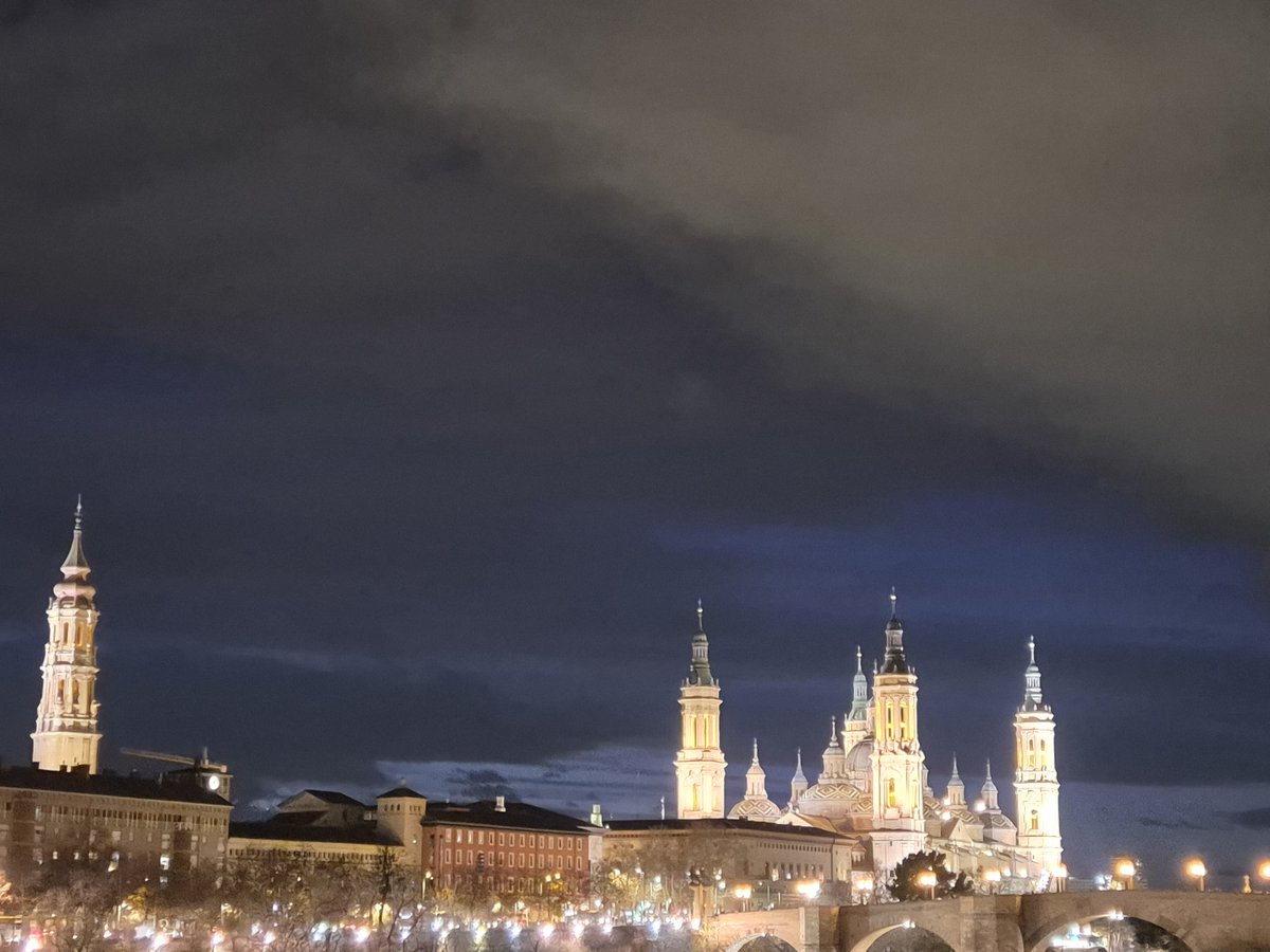 #Zaragoza. La foto no necesita comentarios.