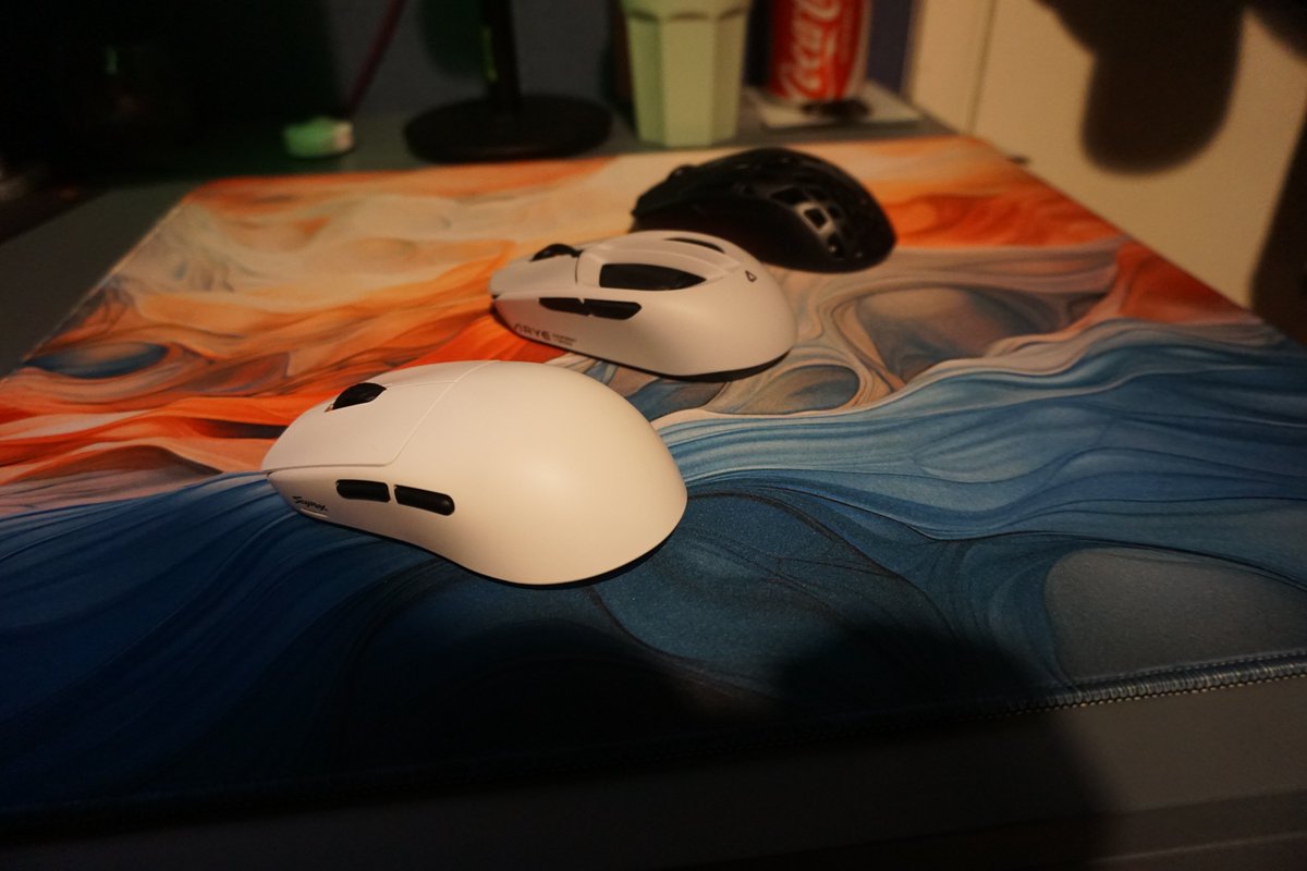 ItsAshenApex tweet media