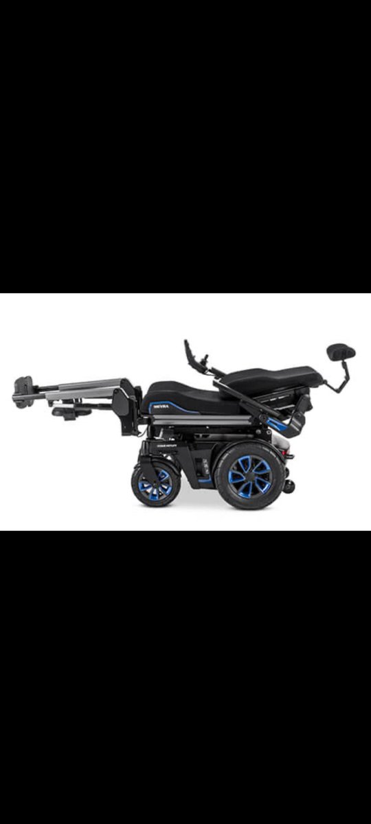 Biri sırtımdan çok pis vurdu Arkamı Dönseydim Eceli Olurdum da Velakin Kokusu Kanı Fazla Tanıdık