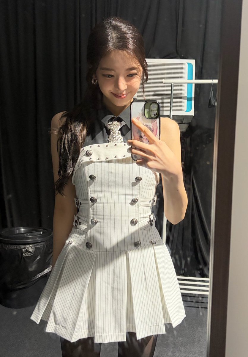 ِ (@lialand_) on Twitter photo 