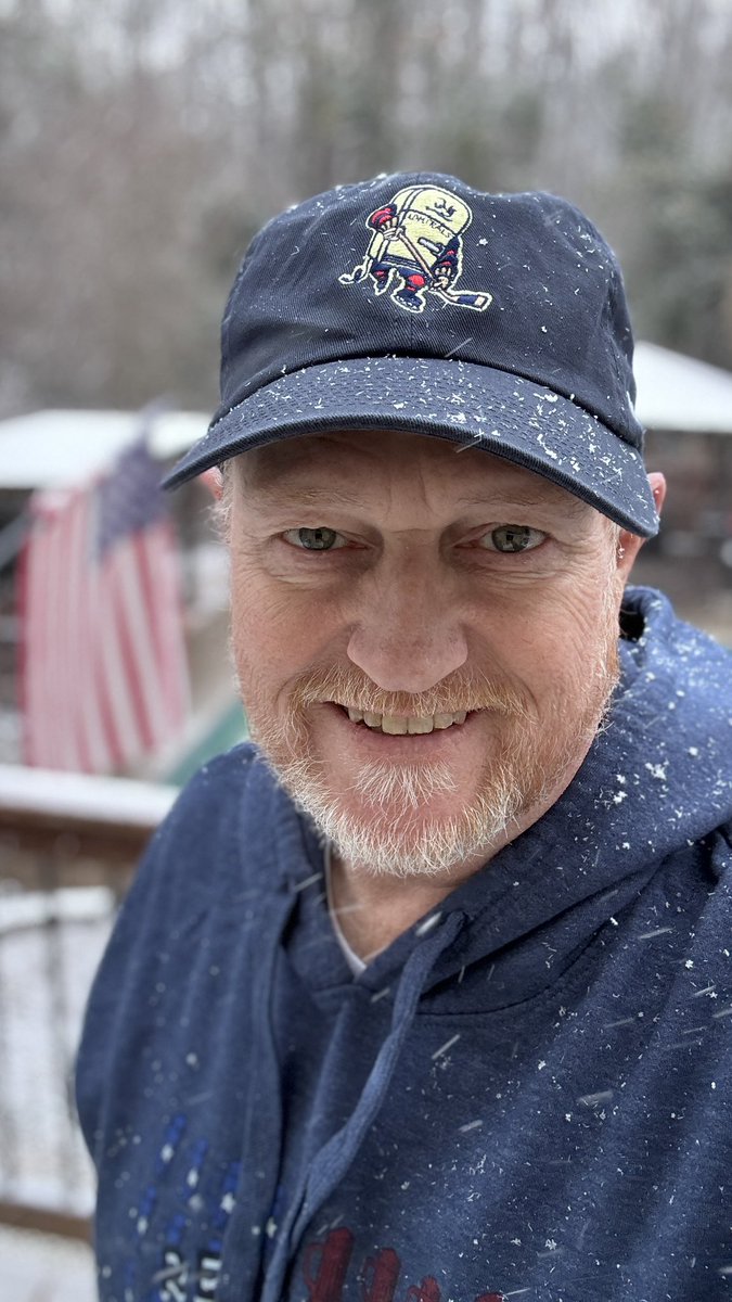wisedrjr's tweet image. Today’s “Saturday Haturday” hat is a @47 Dad Hat I just received this morning from @mkeadmirals  featuring the vintage “Fridge” logo!

#HOTDTheMayor 
#365DaysOfHats #Day31 #DHCSportsShow