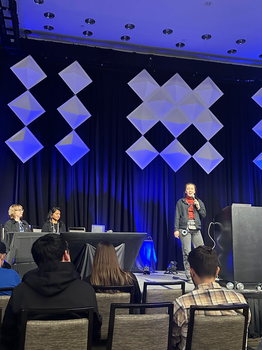 Danielle Aminov tweet media