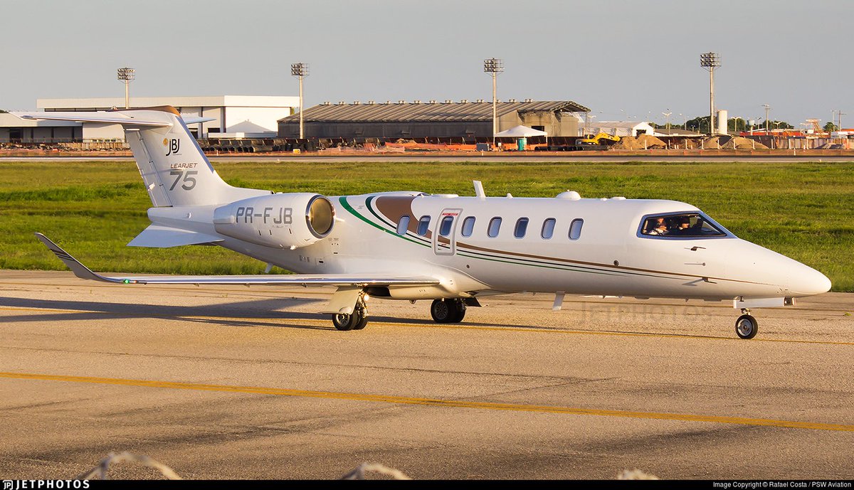 Ayer también llegó a Caracas otro jet de Joesley Batista, el PR-FJB. Llegó a las 5:35am procedente de Brasilia via Manaus y salió ho a la 1pm en ruta de retorno a Brasil.