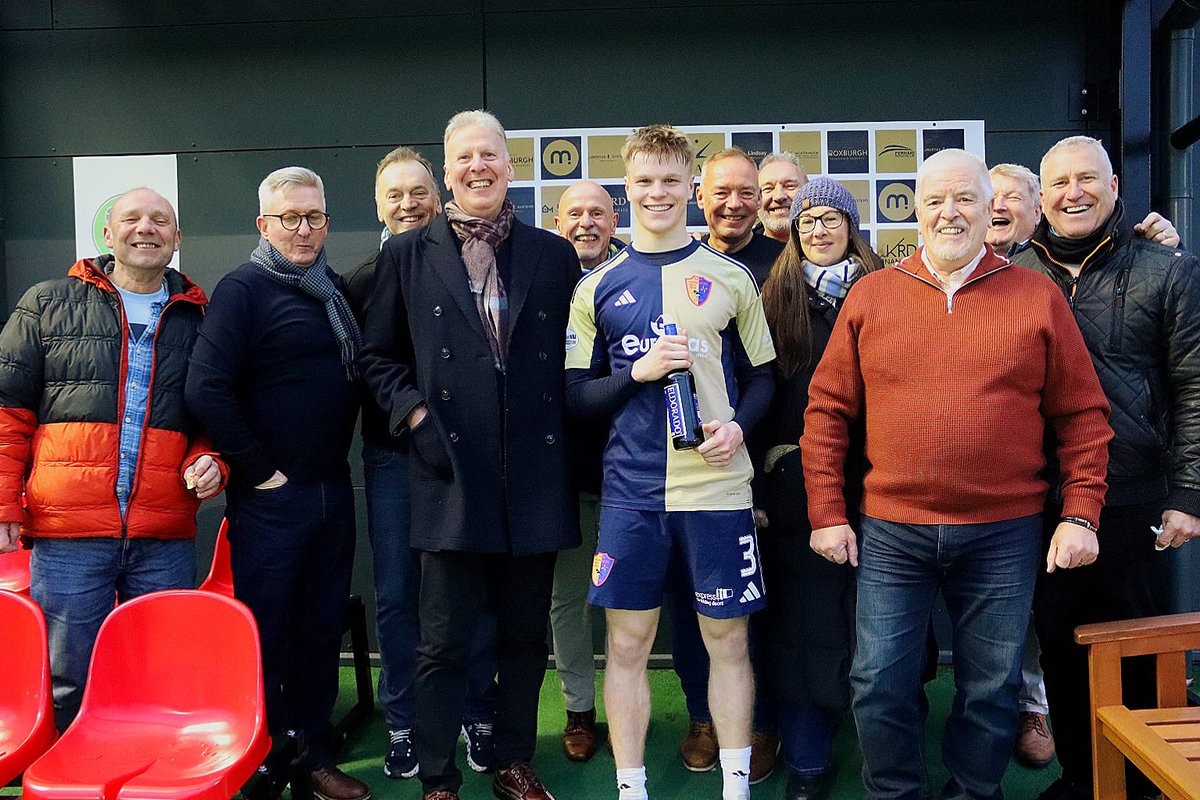 David Kerr tweet media