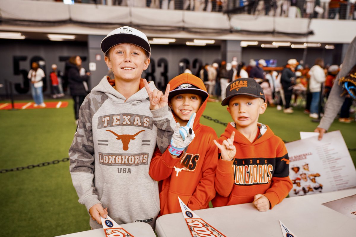 Texas Baseball tweet media