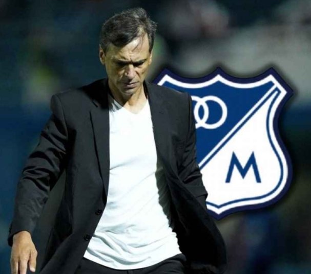 Cómo les dije el jueves, el más cercano era bustos, viene a ponerle el pecho a la brisa. Esperemos le vaya bien, de algo estoy seguro es mejor q torres y gonzalez. Suerte para él q el equipo juegue a algo y q recupere los rendimientos individuales. No recibe nada.