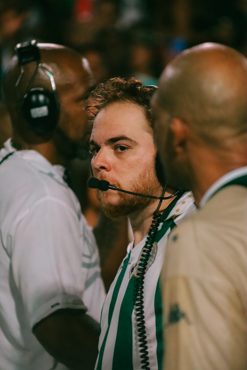 Que me ilumina é uma Estrela 🎵⭐️