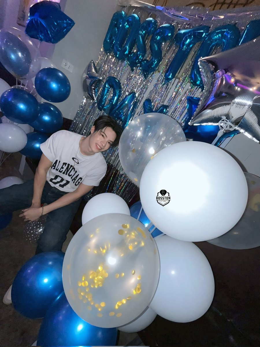 📸 31|01|26 

ขอบคุณทุกๆคนที่มาหาบอสตั้นนะคะ 🙏🥰

#BosstonShuphadech 
#กีต้าร์ของบอสตั้น 
#HNY2026XBosston