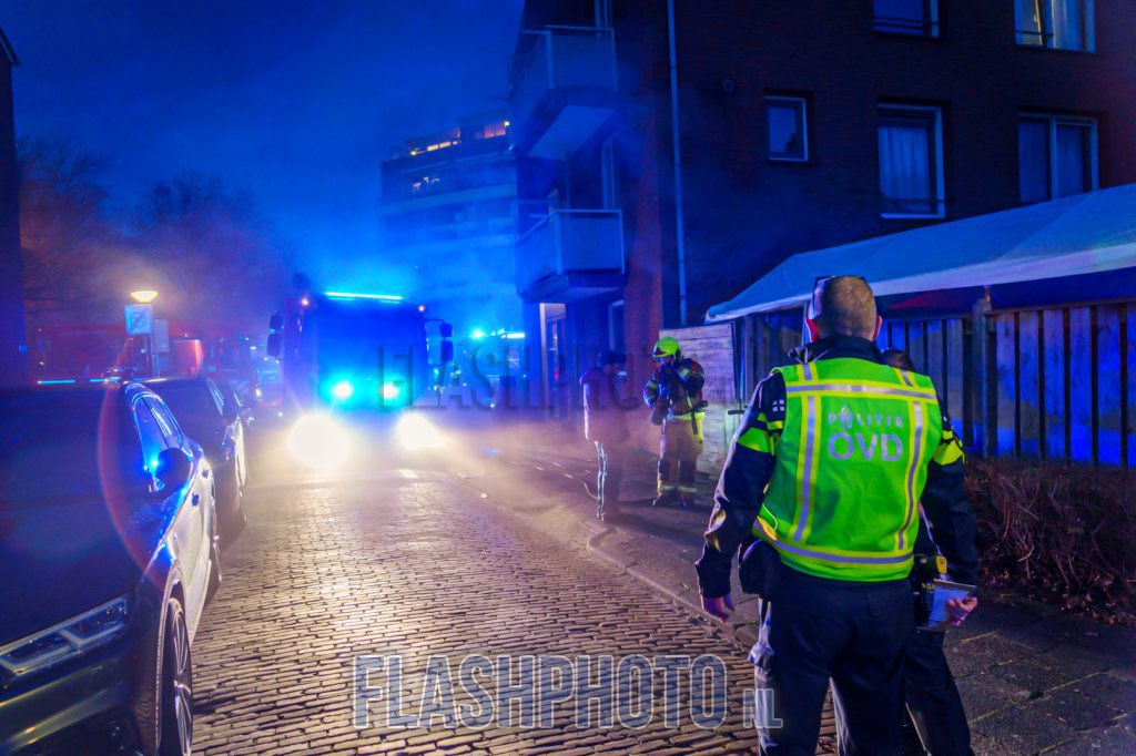Veel rookontwikkeling bij brand in woning in Vlaardingen