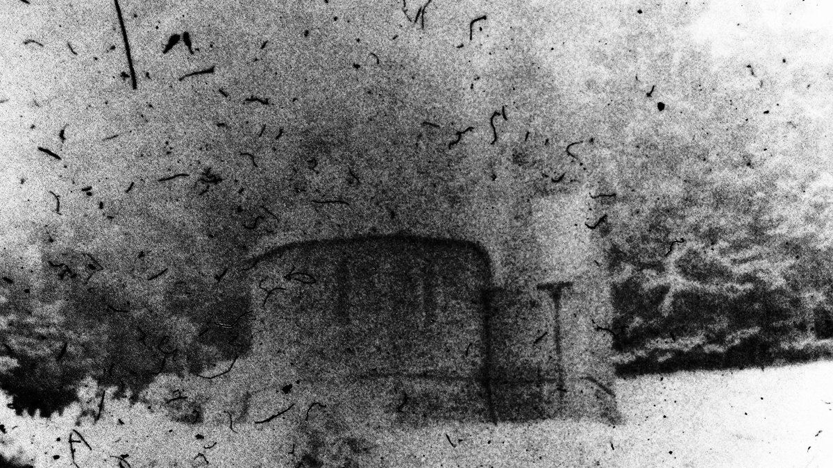 Details from scanned negatives, slides and photos - photographers unknown.
#vintage #photography