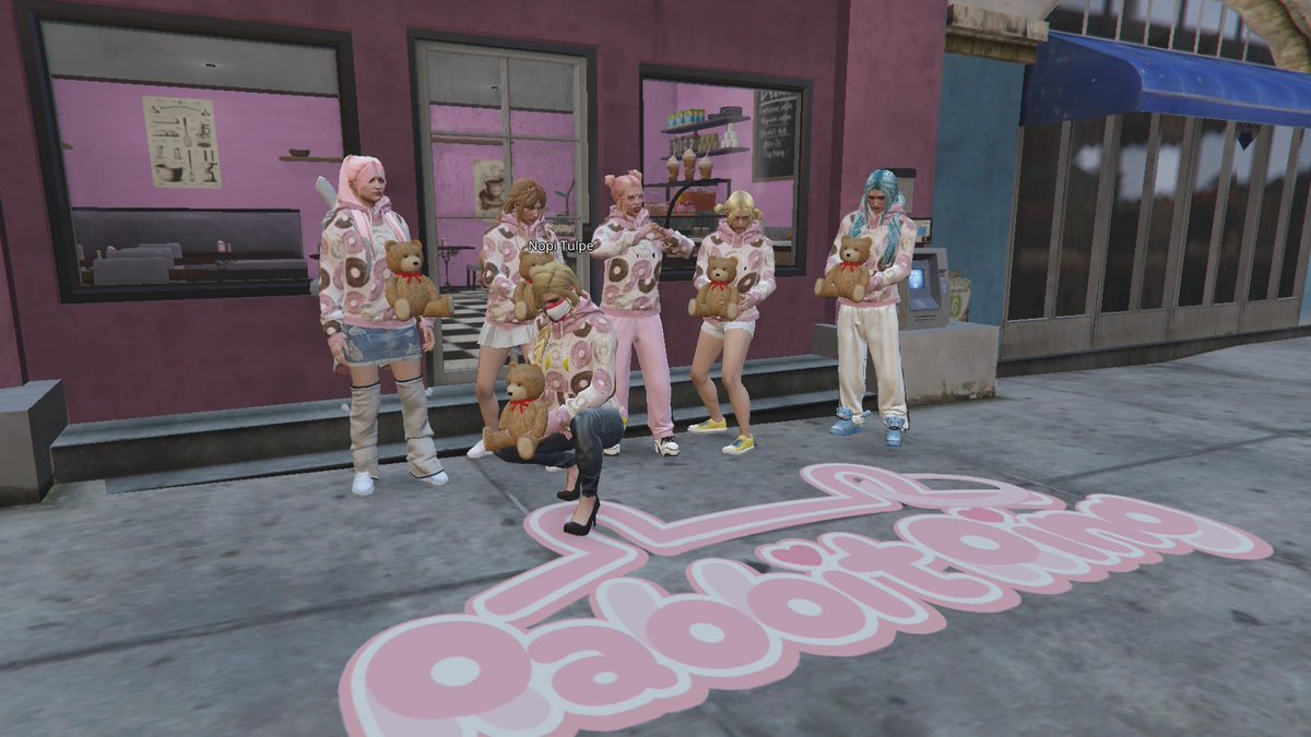 yumeto__non's tweet image. ガチグラ終了しました〜！！
最初から最後までずーっと楽しい10日間でした🐰🍩
RabbitRingに入れて、みんなと働けて本当に幸せでした🫶🏻
仲良くしてくれたみんな、ドーナツ買いに来てくれたみんな、たくさんありがとうございました！💜
またどこかで会えますように🕊️🫧

#ガチグラ #RabbitRing