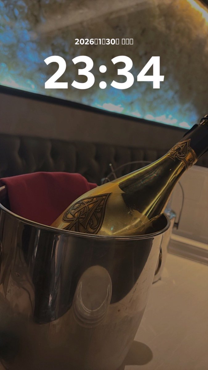 style21813419's tweet image. Googleクチコミを見てご来店ありがとうございます🍾✨
素敵な夜をSTYLEで過ごしていただけて感謝です！

心斎橋で飲むならぜひBAR STYLEへ🔥
またのご来店お待ちしております！

#心斎橋
#心斎橋バー
#BARSTYLE
#Googleクチコミ感謝
#ご来店ありがとうございます
#シャンパンナイト
#大阪バー
#夜遊び