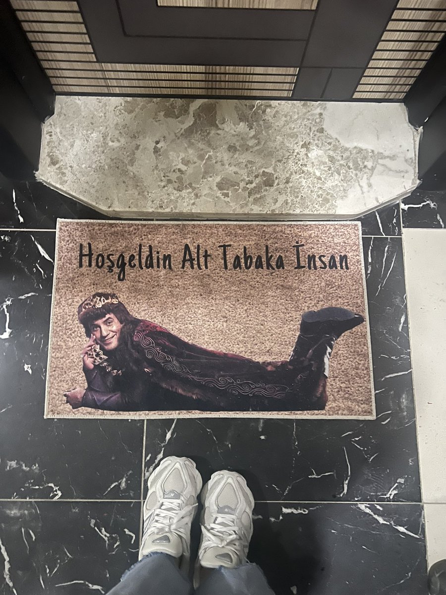 Çığlık atıyorum gagsgshs <a href="/bongomy/">Giray Altınok</a>