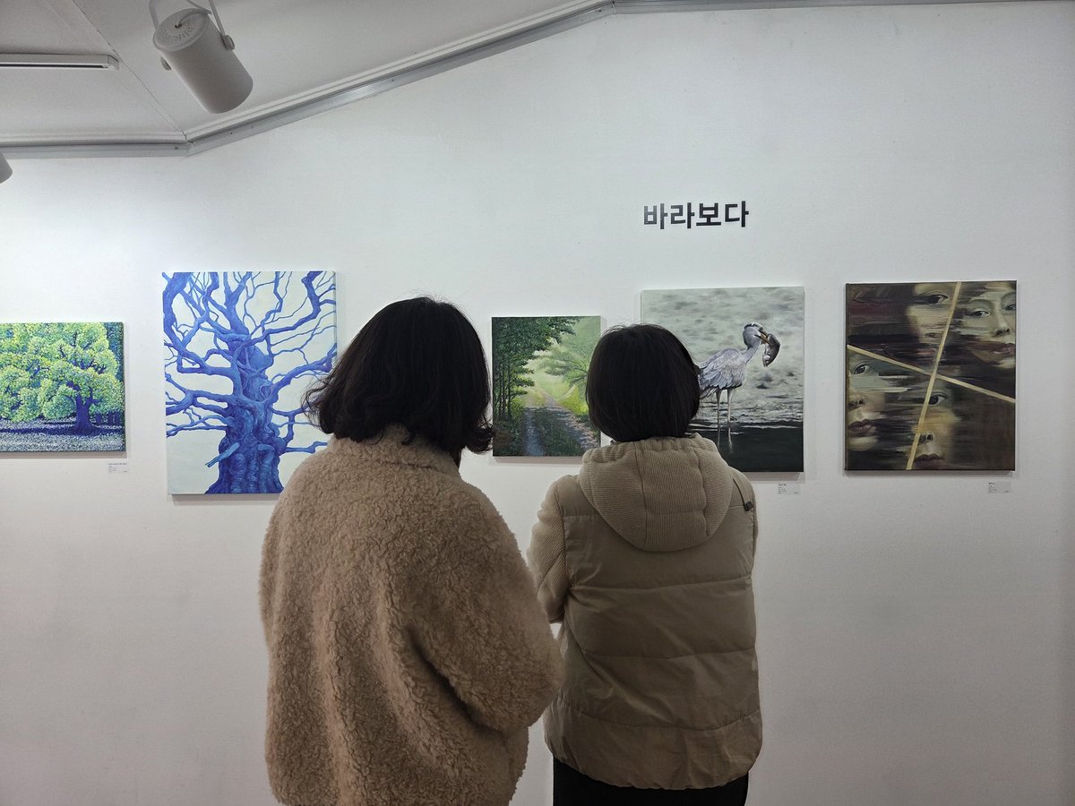 SIM_Moby tweet media