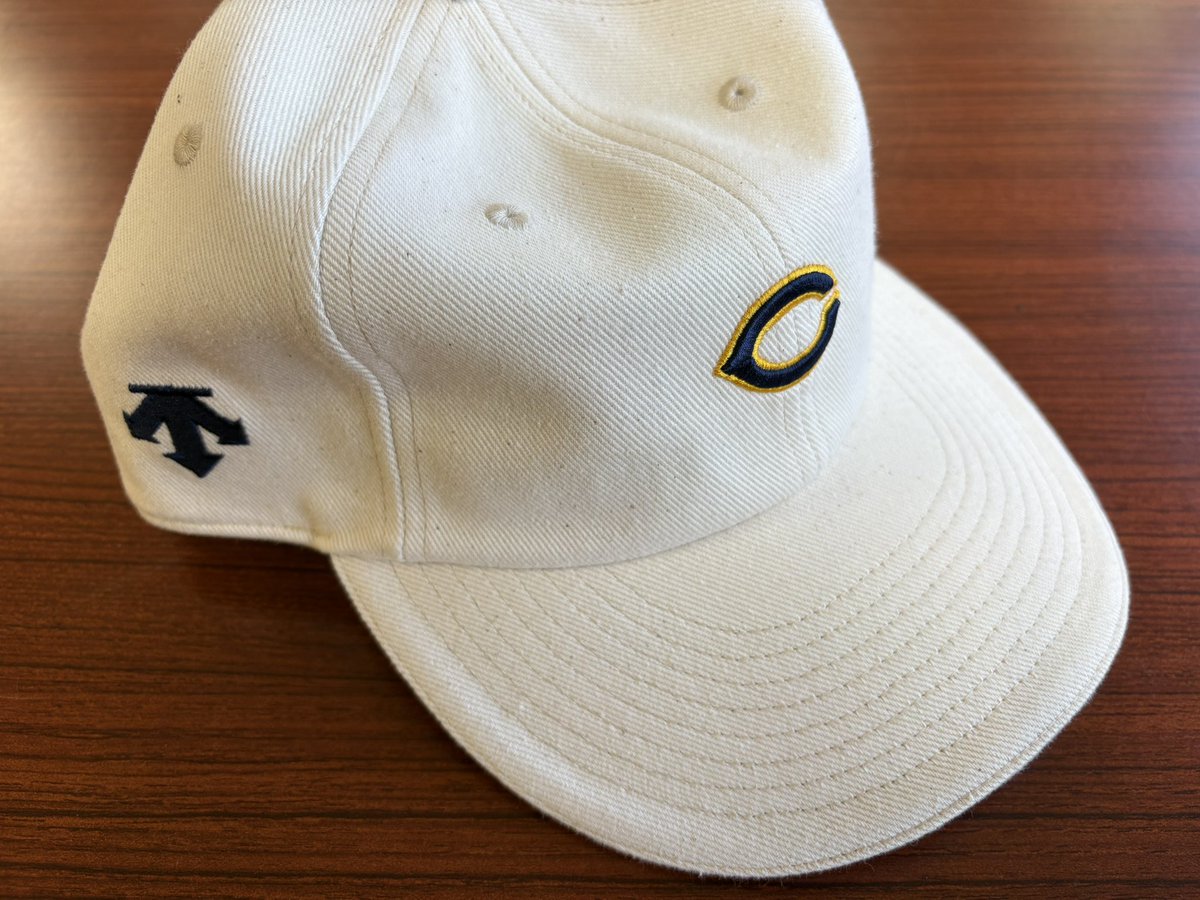 今年の #春季キャンプ にて、報道陣に配られた今年のキャップはこちら