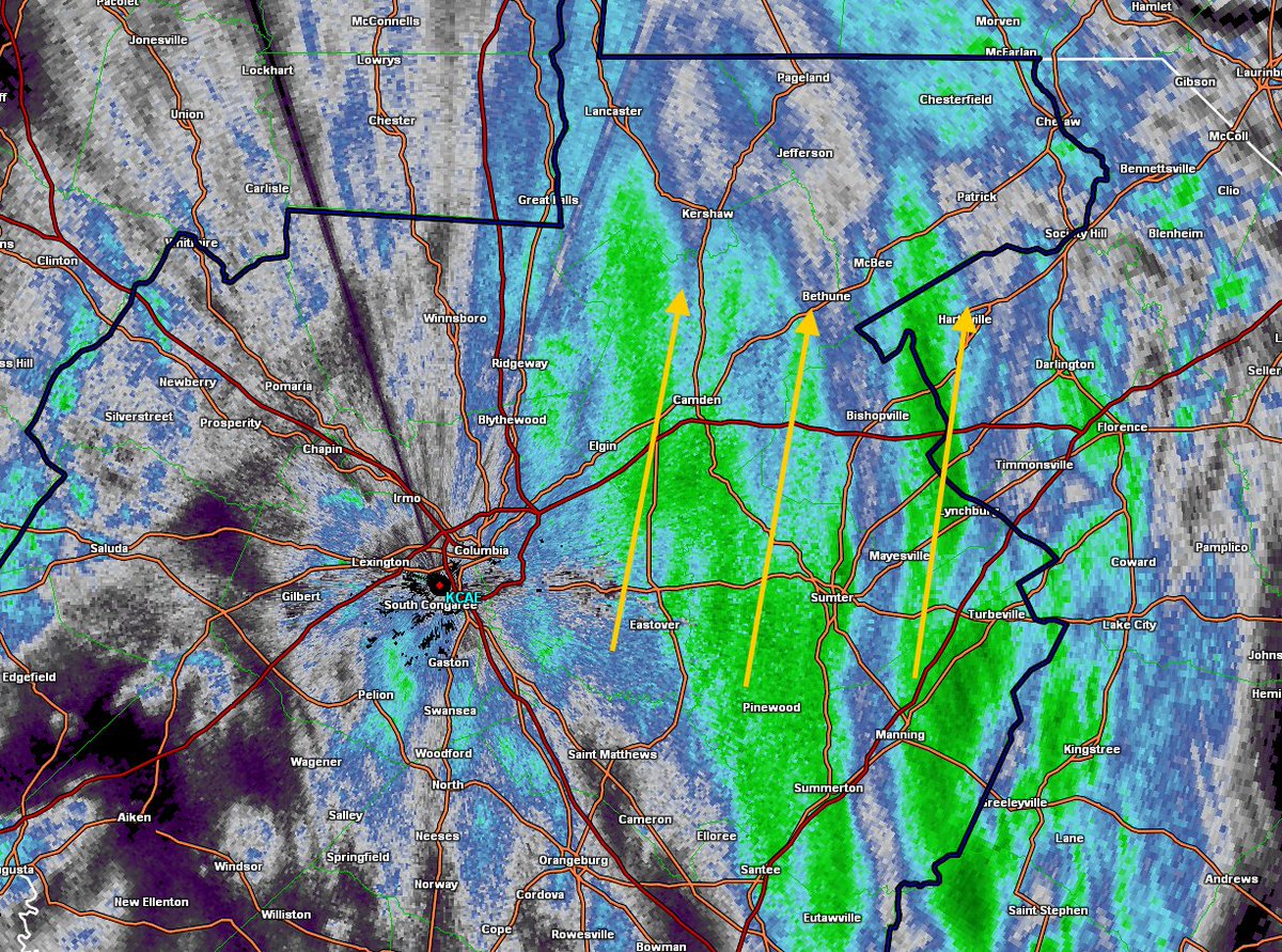Heavy snow bands continue to move across the eastern Midlands. Temps are now in the low 20°'s so roads are getting very icy quickly. Here's I-20 near Bishopville &amp; secondary roads will be worse as temps drop.