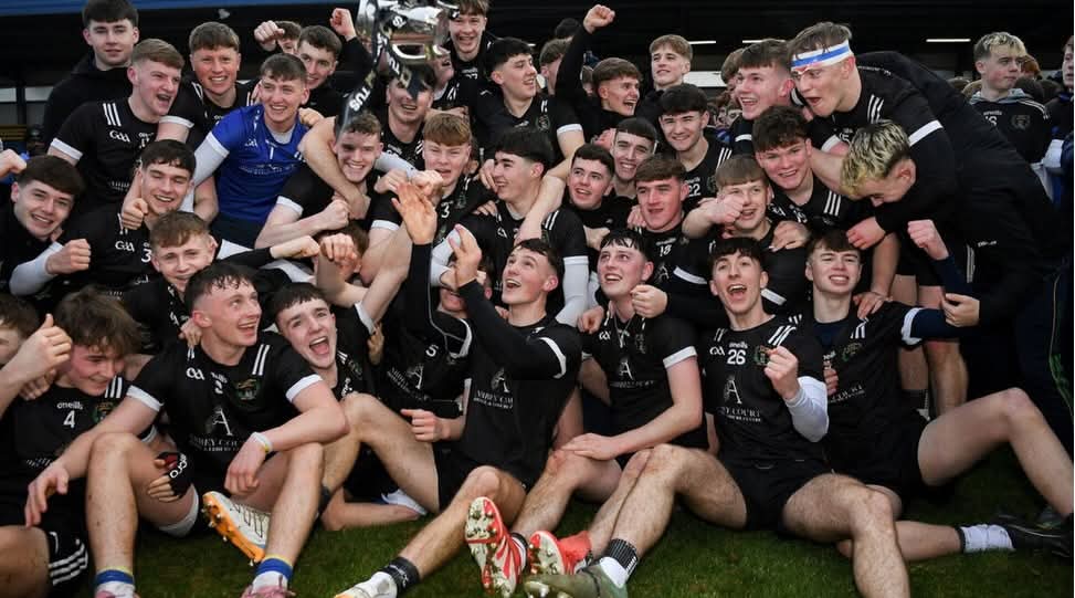 Huge congrats to to <a href="/CBSNenagh/">St. Joseph's CBS Nenagh</a> on their victory today in Harty Cup final!
Well done to all involved especially to past pupils Austin Duff, Darragh Hayes &amp; Darragh McCarthy but also to Patrick Hackett, KJ Dunne, Jack Hogan and Dylan Delaney! Enjoy the celebrations! <a href="/NenaghGuardian/">NenaghGuardian</a>
