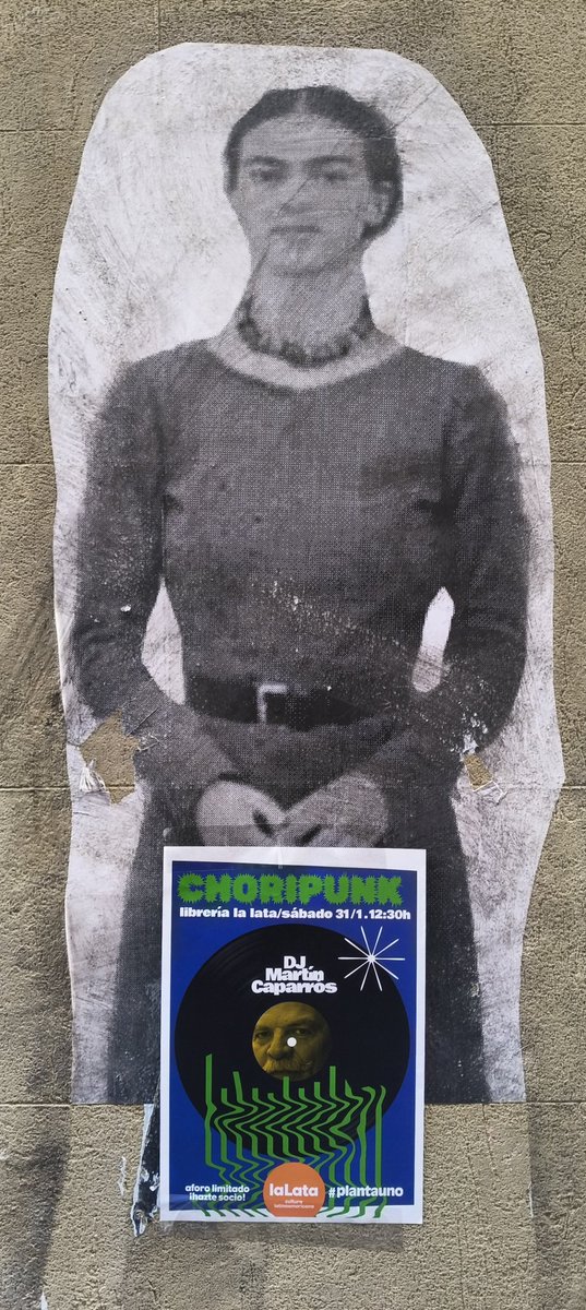 LataPeinada's tweet photo. Lo que vivimos hoy en la librería con @martin_caparros ha sido deslumbrante y movilizador.  Por muchas más giras de este enorme DJ. ¡Y muchísimas gracias a todos los que habéis venido! https://t.co/s0CJLHYhKn