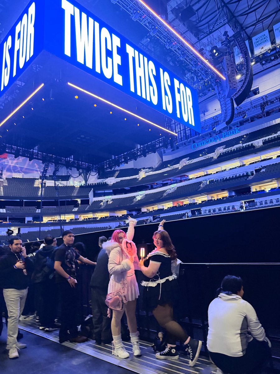 . ݁⋆ ۶ৎ ݁˖ . ݁

#TWICE_THISISFOR_WORLD_TOUR_DALLAS #TWICE_THISISFOR_WORLD_TOUR #TWICE