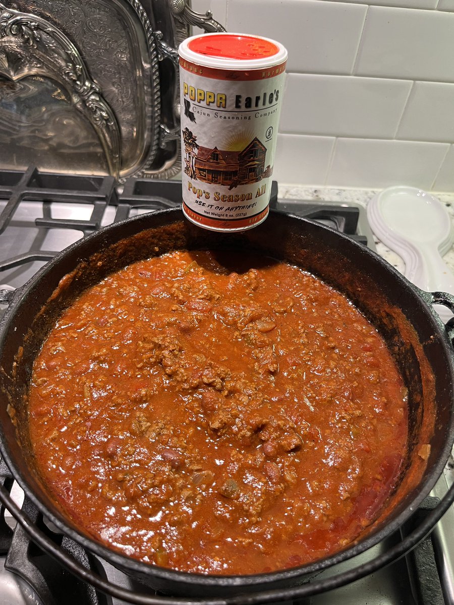 CajunMallard's tweet photo. Venison Chili on this cold day kicked up w/ @PoppaEarles Cajun Seasoning.
#makeitpop https://t.co/EfyGNkMGc6