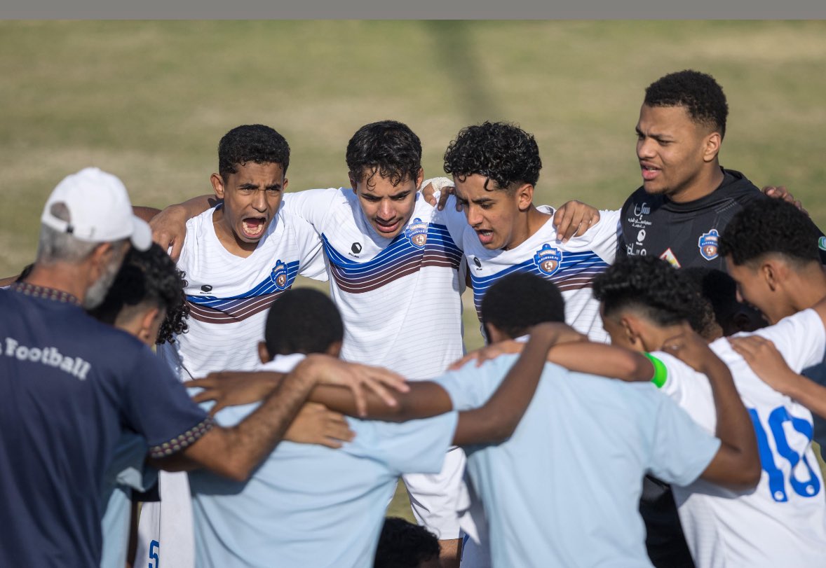 اللهم لك الحمد على تحقيق الفوز في مباراة الذهاب امام اكاديمية الحفر
ضمن تصفيات المملكة المؤهلة الى دوري الدرجة الاولى تحت 17 سنة. 

⚽️ ماجد البيصي
⚽️ عبدالعزيز العرجاني 
⚽️ محمد الحربي

ماجد البيصي 2008 (حارس) سجل هدف و صنع اخر وقاد #الكوكب_فخر_الخرج  للفوز 👏💙🤎