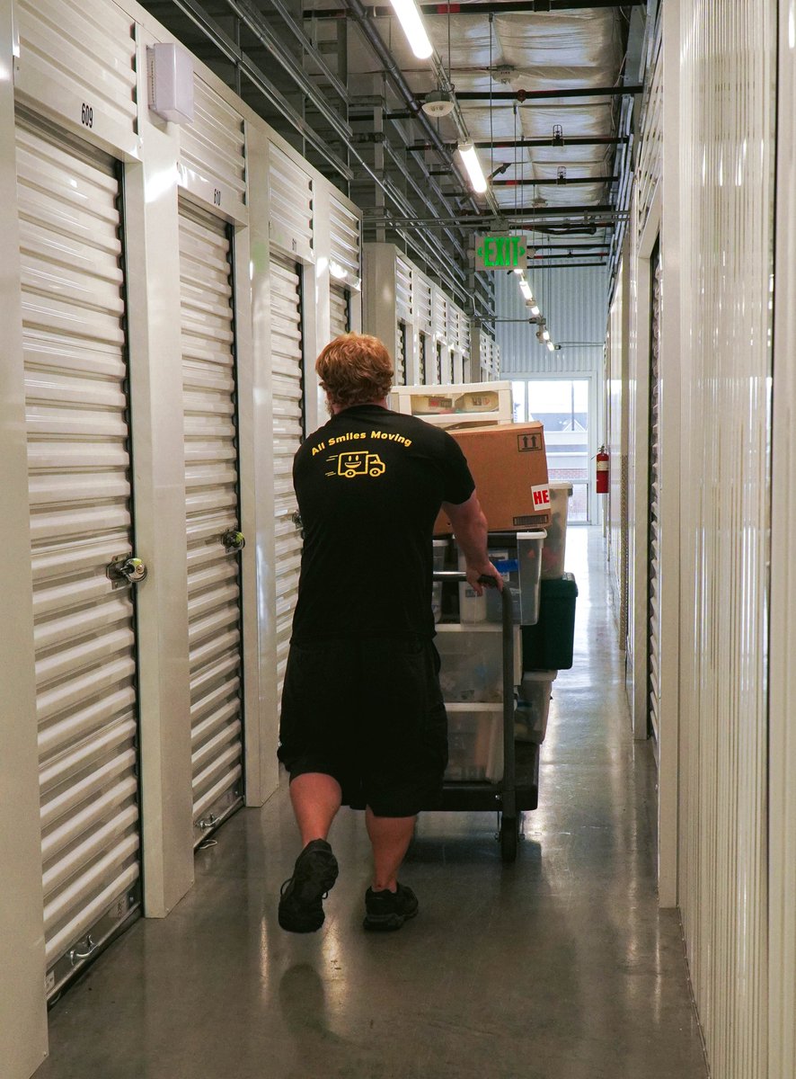 MovingSmiles's tweet photo. Midweek check-in: planning a move in Utah soon? 🗓️🚚
All Smiles Moving handles apartment, residential, business, furniture, and storage unit moves with safe, stress-free service.
#UtahMovers #MovingCompanyUtah #ResidentialMovesUtah #StressFreeMoving https://t.co/nNoxHN61Ol