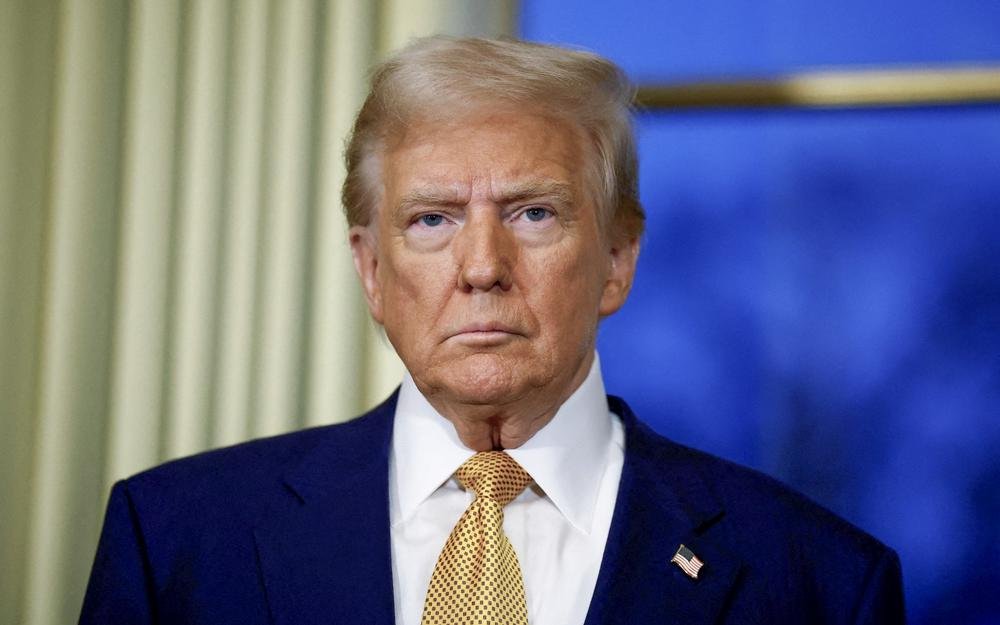 AlertesInfos's tweet image. 🇺🇸🇮🇱 Donald Trump aurait été "compromis par Israël", selon un rapport du FBI citant une source anonyme. (documents Epstein)