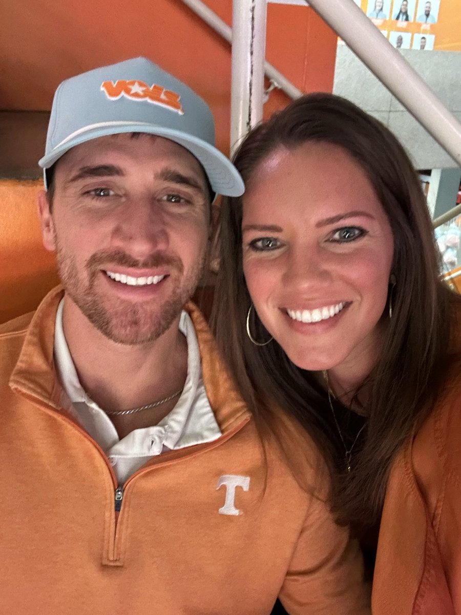 Snowy weekend and birthday sweets ❄️ 🤍couldn’t ask for a better way to celebrate you. Happy birthday, Wil!