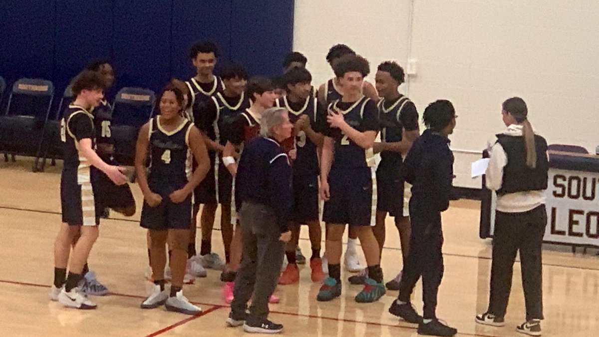 SouthmooreHoops's tweet photo. 8th Grade City Championship tonight. Our guys showed up big to support both Southridge JH and Highland West JH. Overtime battle, great basketball.
Congrats to Highland West — 2026 MPS City Champs. 🏆 #MPS  #FutureSaberCats https://t.co/e3cLWtJzQC
