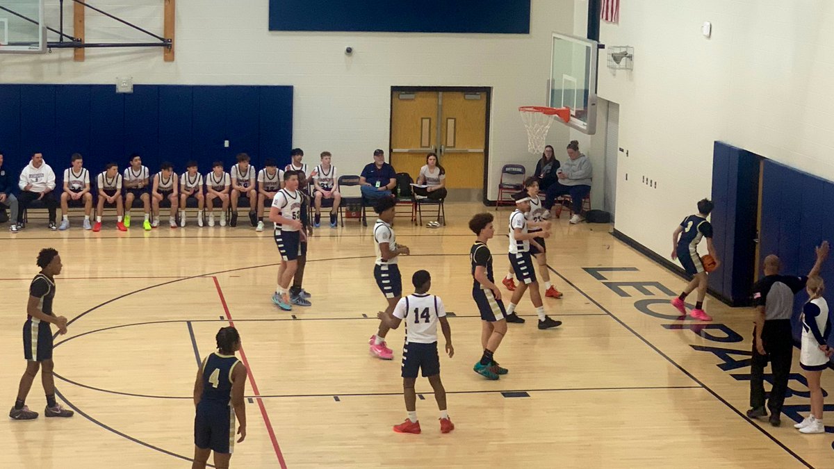 SouthmooreHoops's tweet photo. 8th Grade City Championship tonight. Our guys showed up big to support both Southridge JH and Highland West JH. Overtime battle, great basketball.
Congrats to Highland West — 2026 MPS City Champs. 🏆 #MPS  #FutureSaberCats https://t.co/e3cLWtJzQC