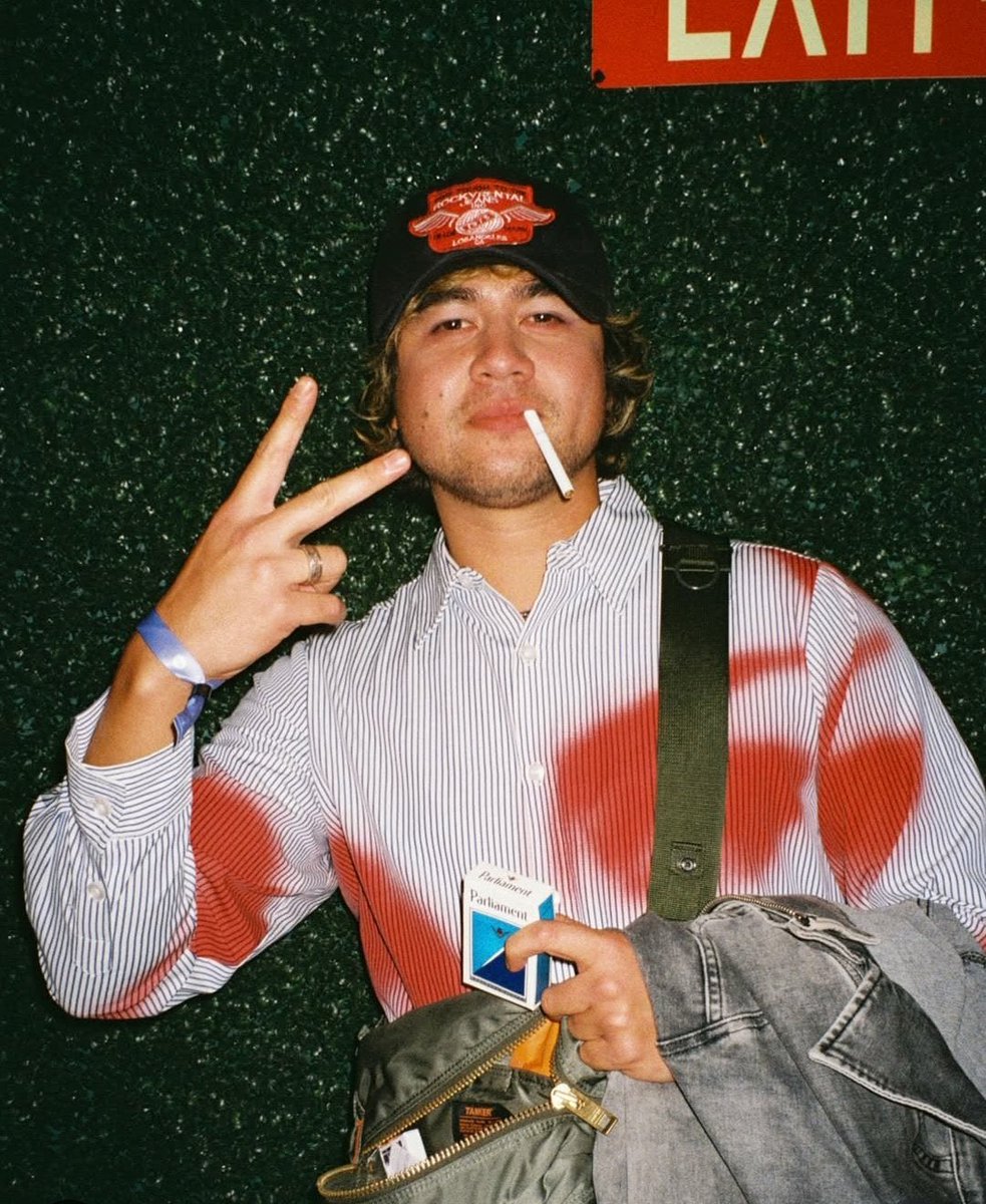 CARAJO CALUM QUE HOMBRE, GRACIAS POR LA MARCA DE LOS CIGARROS