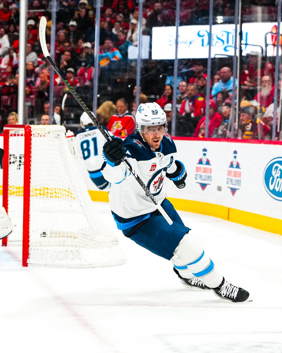 NHLJets's tweet photo. GAME WINNER. https://t.co/w8ZEGLrJzx