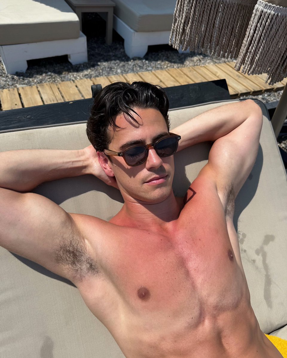 Matt Rhoades tweet media