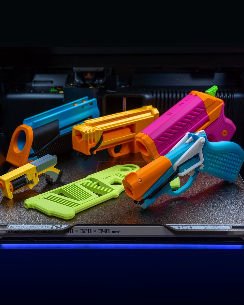 legitbreadd's tweet photo. 6 insane 3D printed Nerf blasters under $15 - see the full vid here or in my bio! 
https://t.co/3Z2m6ePViF
#nerf #3dprinting https://t.co/OgCabaAaoq
