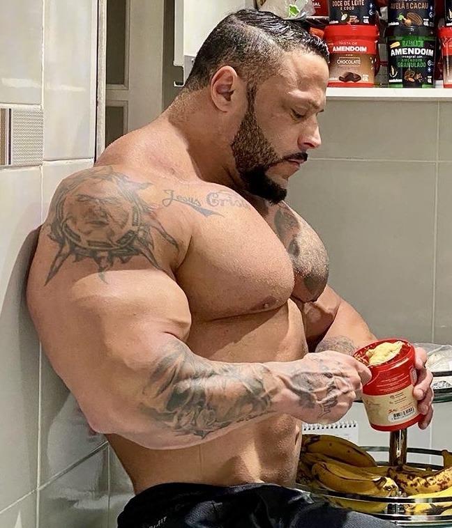 Pump Room 💪 tweet media