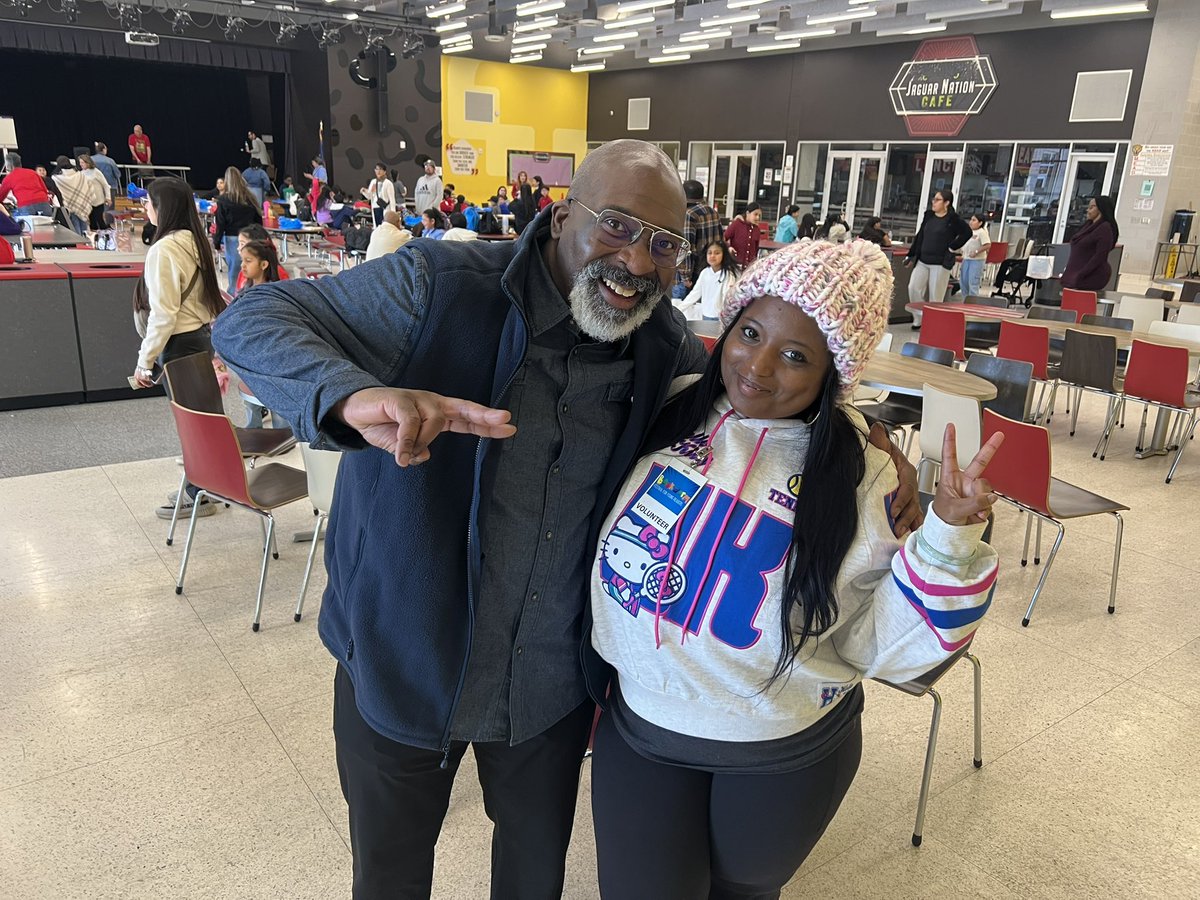 Thompson Elementary LMC tweet media