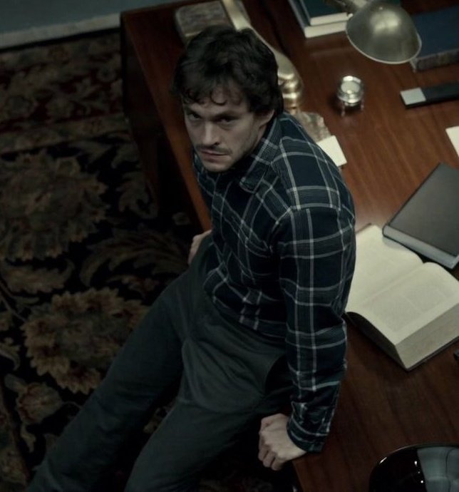 Will's body proportions are absurd... thick thighs thick arms tiny waist and a pretty face on top of that???? god i need him so bad