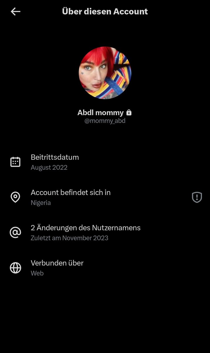 King_TVB's tweet photo. @dl_Boy81 Im sorry to crush your hopes my guy but if you gave her Money its gone forever she will never video call because she is a he most likely https://t.co/Uzzq4nKCzE
