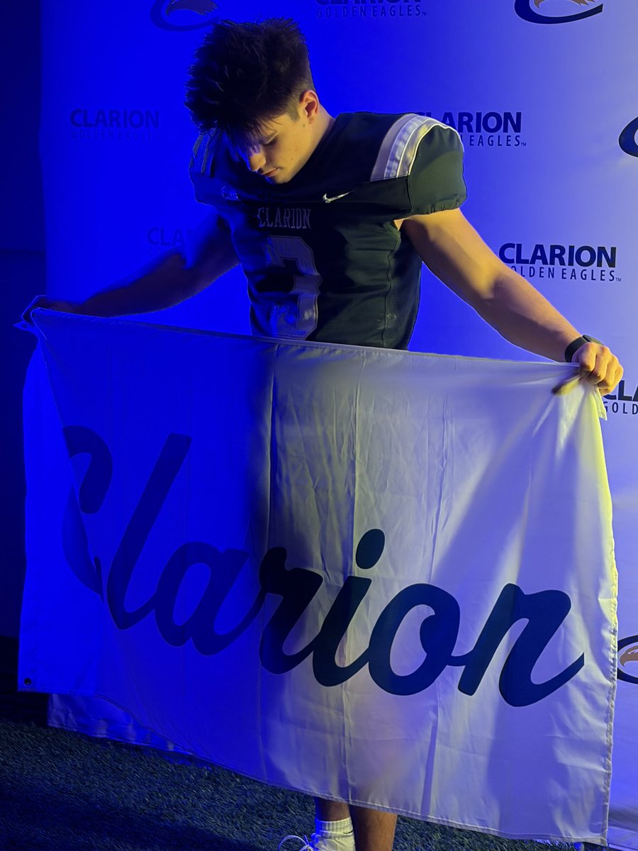 anteakin2026's tweet photo. Had a great visit @pennwclarion yesterday! Thank you @vrizz52 for the invite. Thank you @RaymondMonica3 for the opportunity to come out a play next fall! #win #AGTG @WPIAL_Insider @wpialsportsnews @WPIAL_Blitz @footballcoach79 @CoachBongi https://t.co/czW3K5AHPj