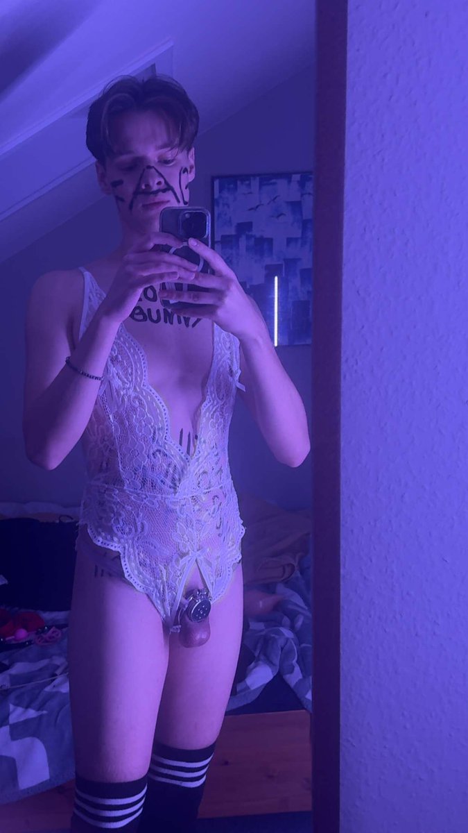gayToyGuy's tweet photo. U Like His Outfit? #locked #femboy https://t.co/NN5pRvooUO