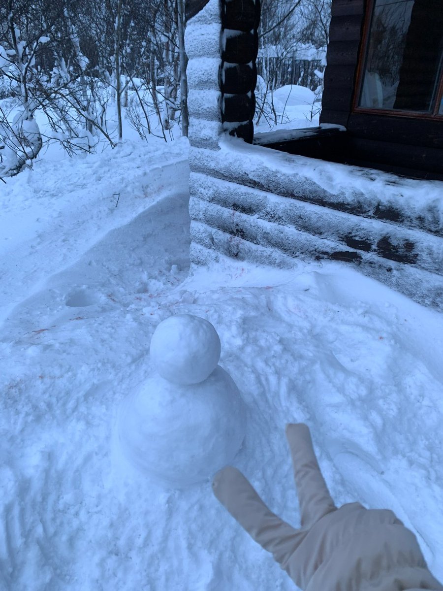 maya1654y's tweet photo. Challenge yourself to create the cutest snowman on the internet! ๐๐ท That adorable little expression is just too cute! ๐ท#snowman #buildingasnowman #snowmancontest #Murmansk https://t.co/4kgPbU6dnl