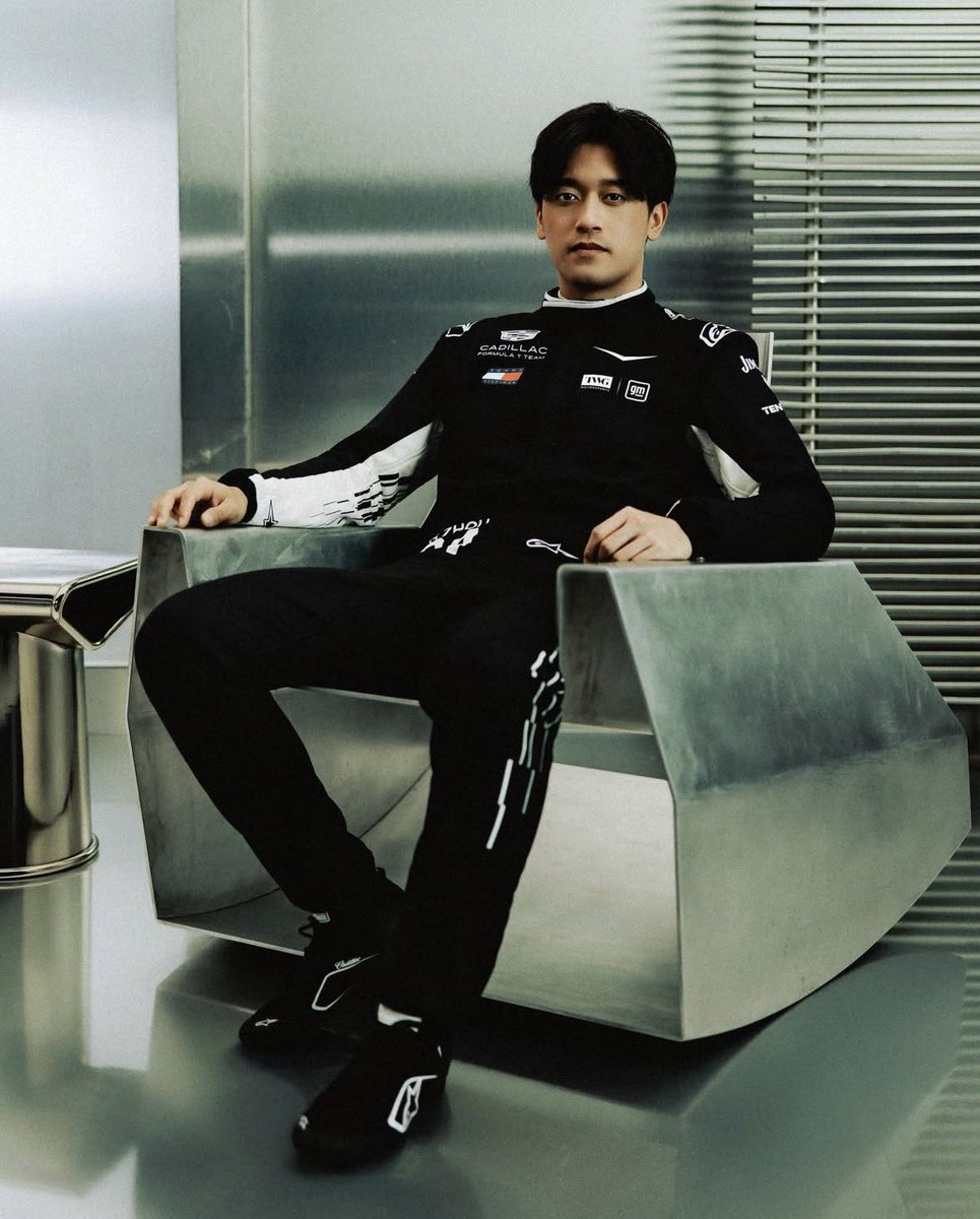 ohhhhh he looks good