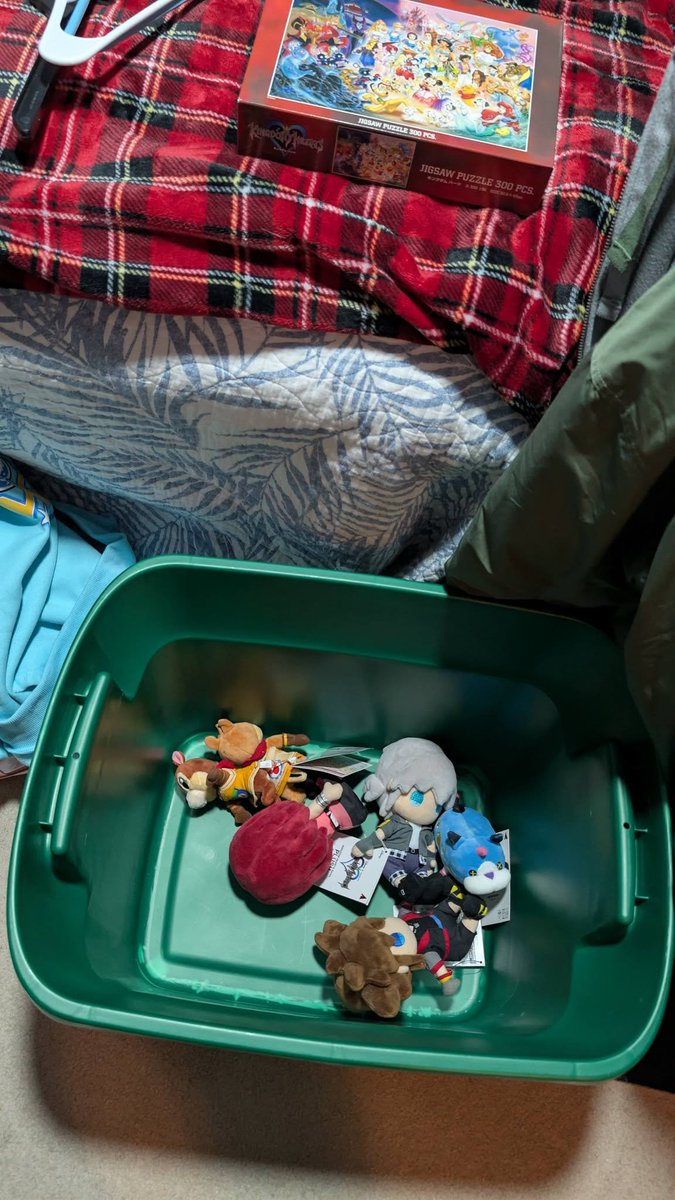 The start "putting it all away to prepare for the move"