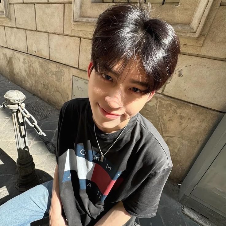 annsel__'s tweet photo. ⋆ ‧˚ʚ happy pond day ɞ˚‧⋆

here’s to the person who stole my heart and made it skip a beat ⋆˙⟡

happiest birthday handsome @ppnaravit ʕ⁠っ⁠•⁠ᴥ⁠•⁠ʔ⁠っ  ♡

#ppnaravit 
#Happy25thPondDay https://t.co/AaOhjyYTeh