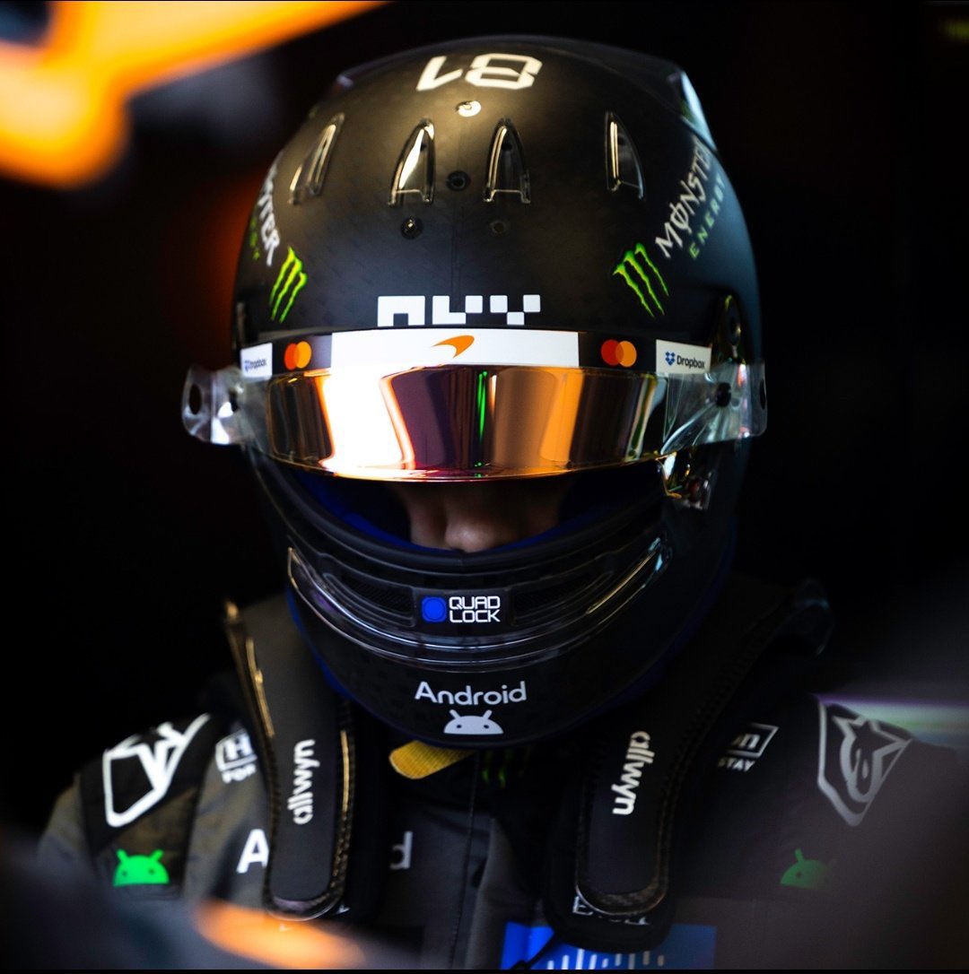 sushiluvbot's tweet photo. oscar piastri : dark mode https://t.co/I7cBInzdwI