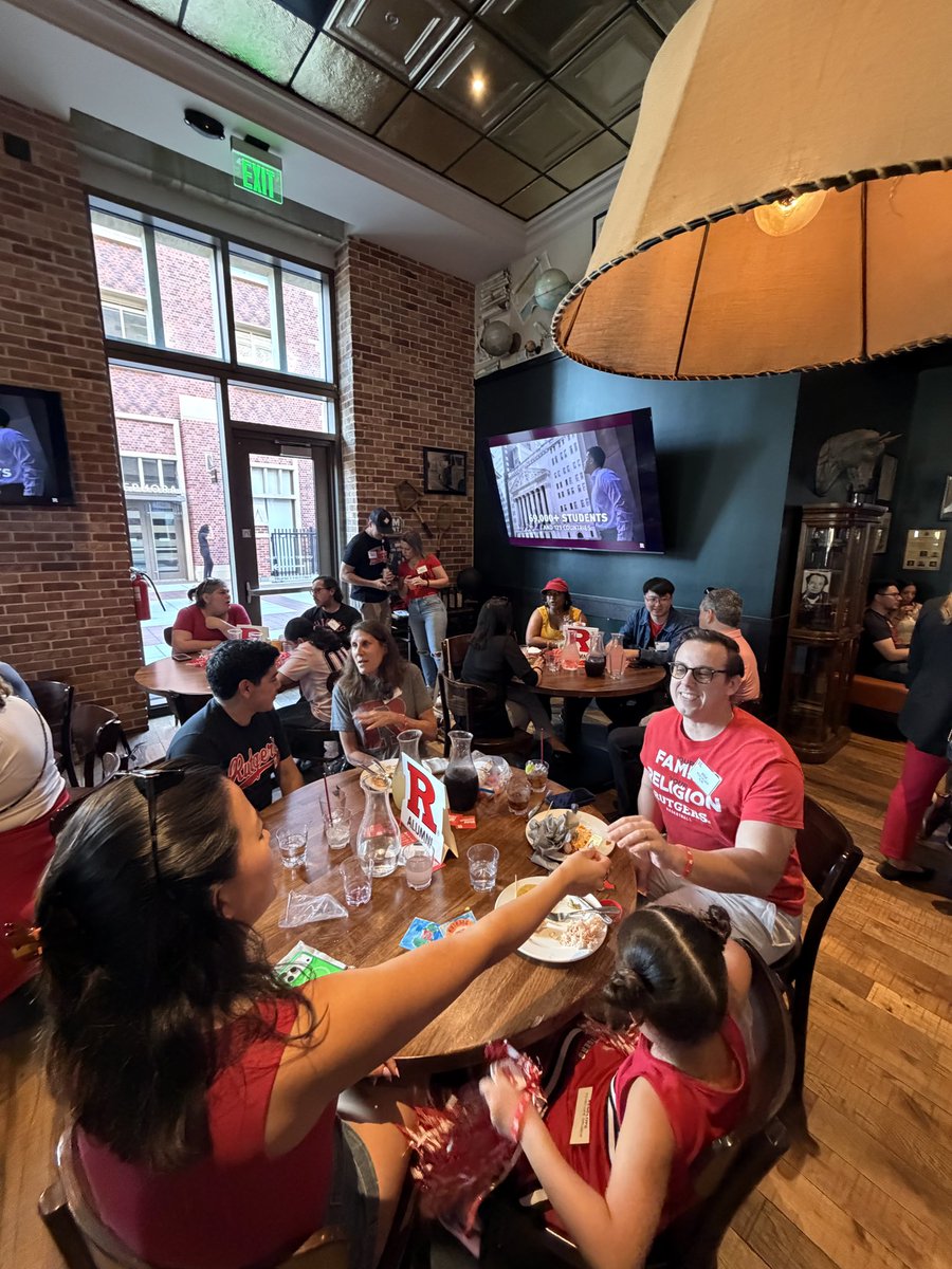 Keli Zinn tweet media